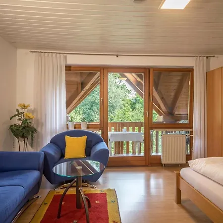 Konrad Schielin Apartment *